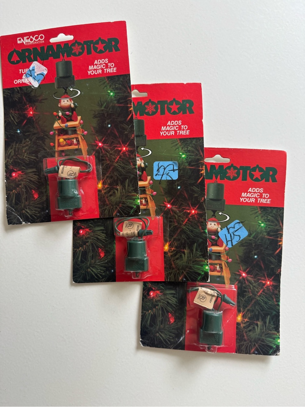 Enesco ORNAMOTOR Turns Any Ornament CHRISTMAS ORNAMENTS Rotating Motor